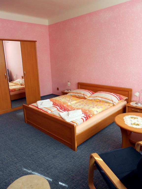 Blue Paradise Penzion Ostrava Chambre photo